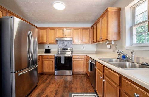 Emerson House | Spacious home w/King Bed, Garage, & Outdoor Space