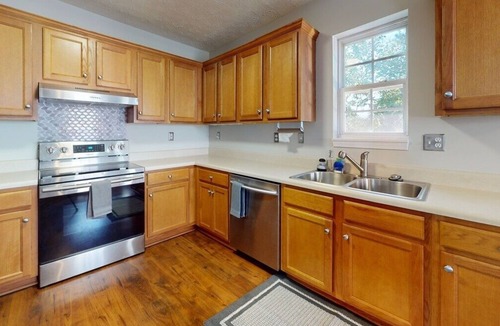 Emerson House | Spacious home w/King Bed, Garage, & Outdoor Space