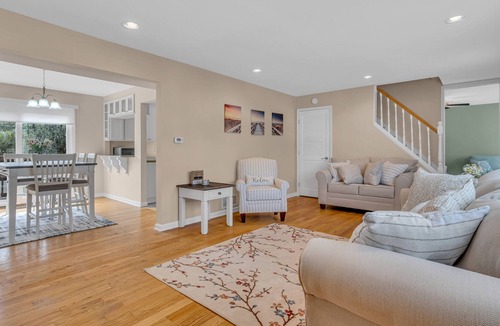 Highlands House | Spacious house near Sandy Hook Beach perfect for families!