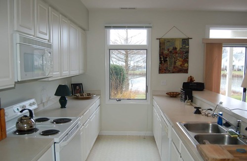 Rehoboth Beach Condo | Spacious, lakefront 1st floor 2 bedroom condo with pool