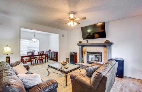 Olathe House | Spacious Olathe Home w/Fireplace: Near Parks!