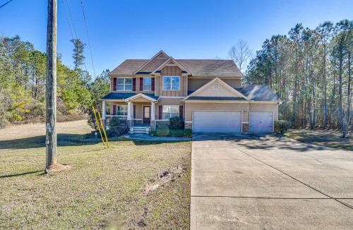 Phenix City House | Spacious Phenix City Home ~ 9 Mi to Columbus!