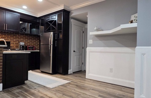Linton Hall Apartment | Spacious Private Suite in Gainesville Separate Entrance WiFi Washer/Dryer