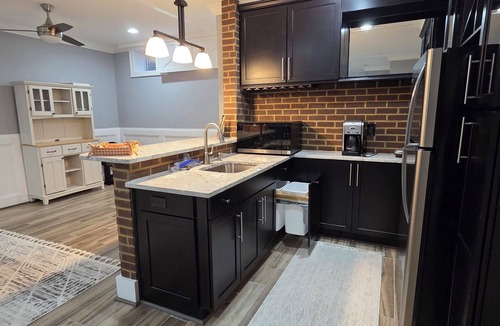 Linton Hall Apartment | Spacious Private Suite in Gainesville Separate Entrance WiFi Washer/Dryer