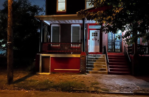 Camden House | Spacious serene 6-bedroom house with WiFi and AC in delightful Camden