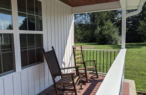 Dunlap House | Spacious vintage home with fireplace