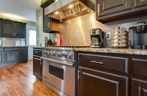 Waukee House | Spacious Waukee Family Home w/Huge Game Room!