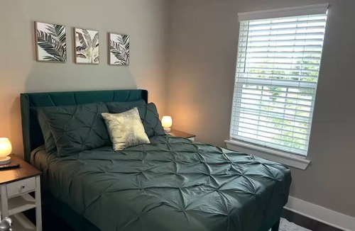 Powell House | Spokes & Stays - Minutes to Trails & Downtown!