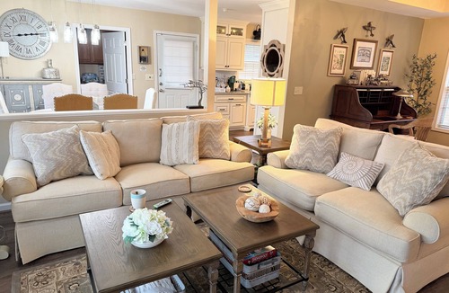 Orangeburg House | Spotless Renovated Home—Water View, Quiet Area, Near SCSU, CU, Dining, Shopping.