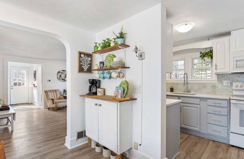 Spring Lake House | Spring Lake Cottage. 3 night reservations allowed, weeklong discounts available