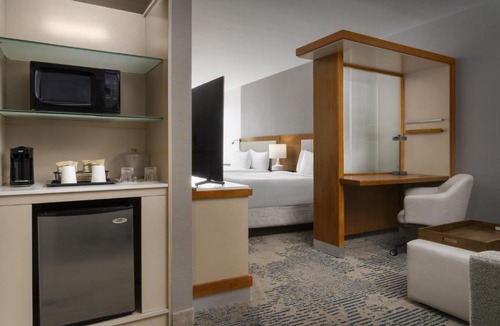 Voorhees Hotel | SpringHill Suites by Marriott Voorhees Mt. Laurel/Cherry Hill