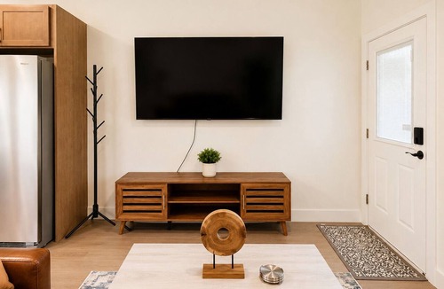 Cheyenne Apartment | Spurs & Serenity on 23rd st