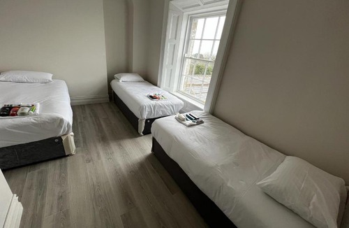 Dundalk Hostel | St Francis Accommodation