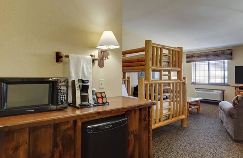 St. Joseph Hotel | St. Joseph's Heritage Haven with Themed Rooms & Hot Tub