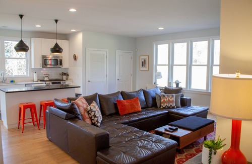 Jefferson Park Avenue House | Stadium Cottage | Beautiful Home Steps Away From Scott's Stadium/UVA Grounds
