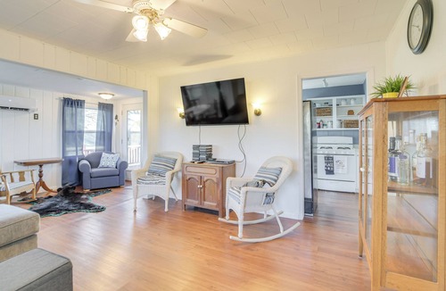 Dent Cabin | Star Lake Pet-Friendly Home: Fire Pit, Dock, Grill