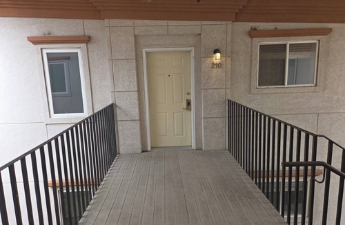 Fort Dodge Apartment | State Softball Tournament Special. Perfect 6-bedroom apartment in Fort Dodge!