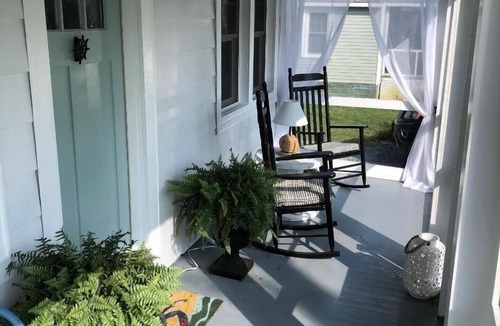 St. Michaels House | Stay in the HEART of Saint Michaels!