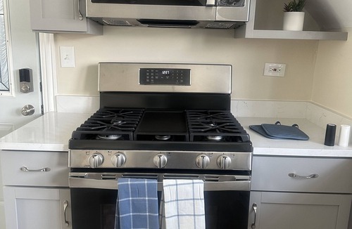 North Chicago Apartment | Stay Near Naval Station Great Lakes for Graduation