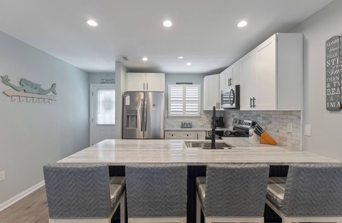 Sea Isle City Condo | Stay near the Sea Isle City Beach in our cozy 3-bedroom condo.