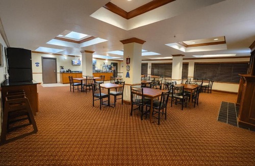 Hot Springs Hotel | Stay USA Hotel and Suites