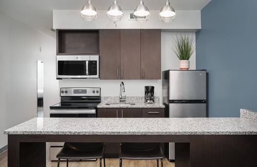 Coliseum Central Apartment | stayAPT Suites Hampton