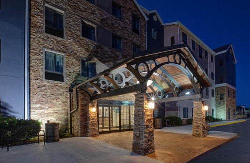 Lincoln Hotel | Staybridge Suites Lincoln North East by IHG