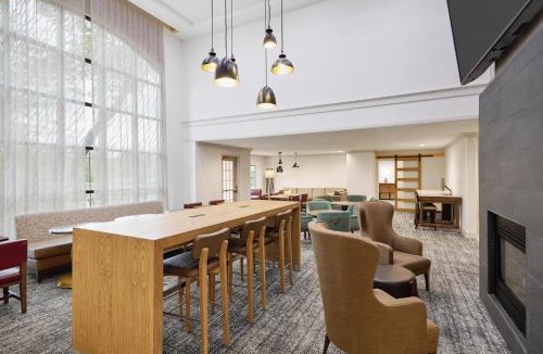 Peoria Hotel | Staybridge Suites Peoria Downtown by IHG