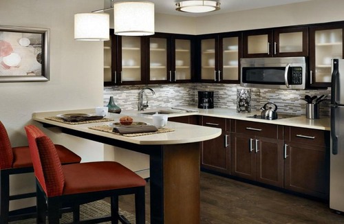 Sioux City Hotel | Staybridge Suites - Sioux City Southeast by IHG