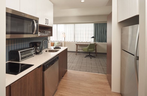 Downtown Wilmington Hotel | Staybridge Suites Wilmington Downtown by IHG