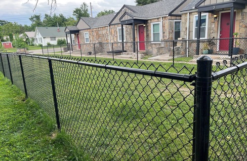 Kirksville Apartment | StayClose-ground lvl-pets-30+days