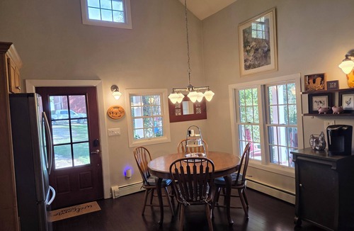 Elwood House | Staying at this Country Retreat Supports a Nonprofit Animal Rescue