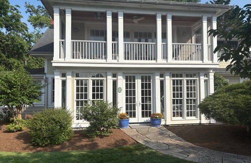 Annapolis House | Steps away from the Chesapeake Bay in the unique Bay Ridge community!