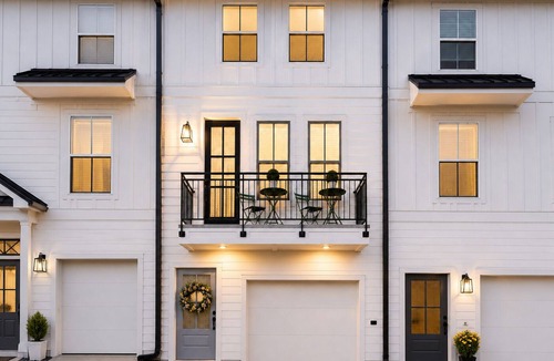 Chosewood Park House | Steps to the Beltline & Zoo! Elegant 3x3 designer retreat with resort pool