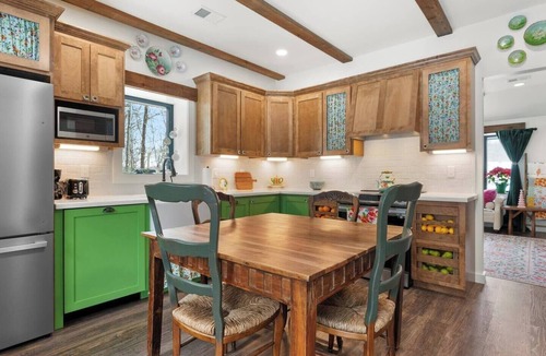 Stet Cottage | Stone Cottage, Lush Garden, Cattle View, Wooded Trail, Fire Pit, Old-World Charm