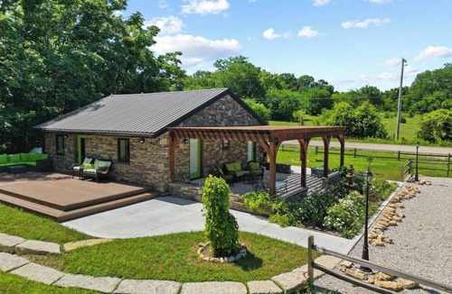Stet Cottage | Stone Cottage, Lush Garden, Cattle View, Wooded Trail, Fire Pit, Old-World Charm