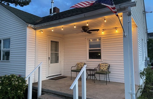 Strathmere House | Strathmere charm at the Ruddy Turnstone Beach House!