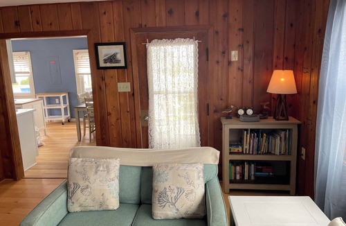 Strathmere House | Strathmere charm at the Ruddy Turnstone Beach House!