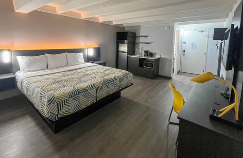 Rockford Hotel | Studio 6 Rockford, IL – RFD Airport
