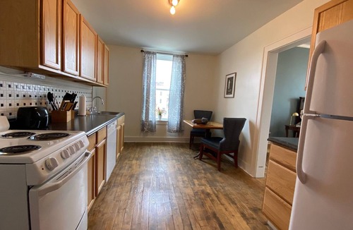 Hannibal Apartment | Studio furnished apartment located in the heart of downtown Hannibal, Missouri.