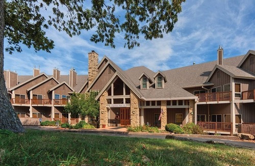 Hanover Condo | Studio | Golf & Outdoor Retreat in Galena!