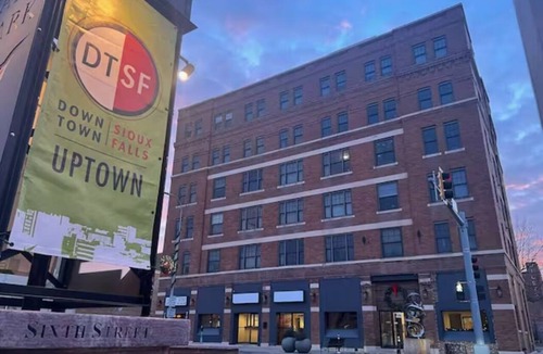 Downtown Apartment | Studio22 on Phillips