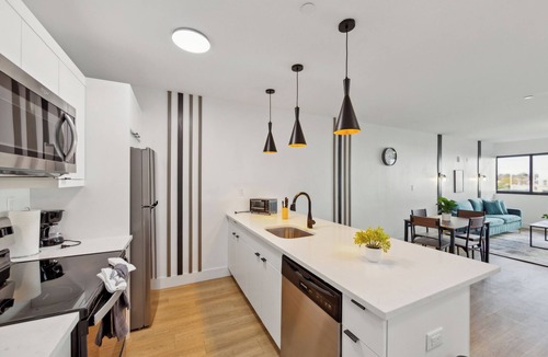 Downtown Wilmington Apartment | Stunning 1Bd/1Bth I New Construction Apt