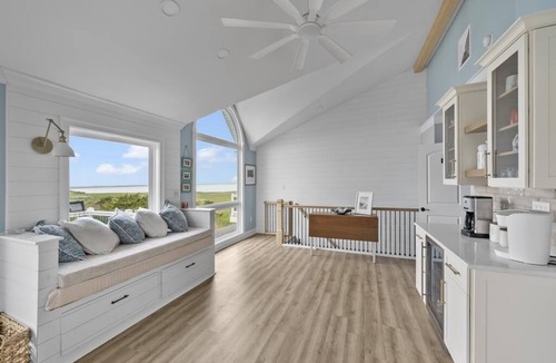 Dennisville Condo | Stunning Beach Views, Steps Away from the Beach