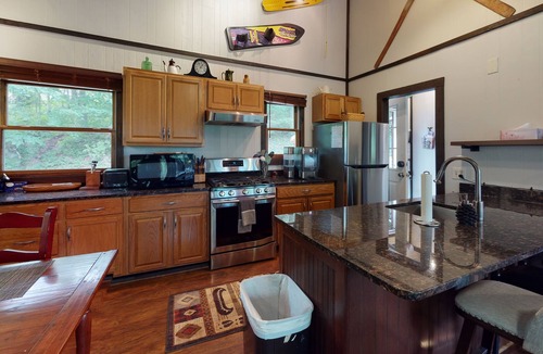 Sugar Mountain House | Stunning Bungalow in the High Country