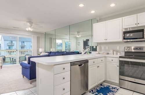 Heron Harbour Isle Condo | Stunning condo with water views in a peaceful neighborhood