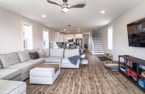 Seaside Heights House | Stunning NEW house! Family Pet Friendly, Bay Views, 3 min to Beach an Boardwalk!