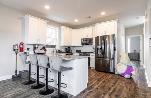 Seaside Heights House | Stunning NEW house! Family Pet Friendly, Bay Views, 3 min to Beach an Boardwalk!