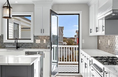 Ship Bottom House | STUNNING OCEAN BLOCK W/a POOL, NEW CONSTRUCTION!