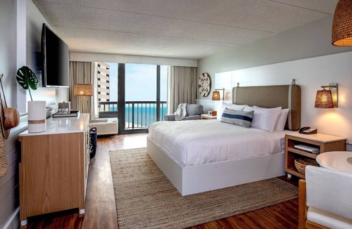 North Ocean City Hotel | Stunning Ocean View Stay w/Balcony | Outdoor Pool Access | Beach Getaway
